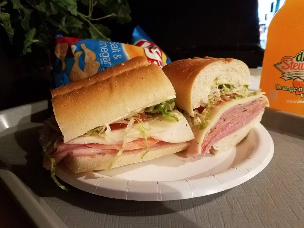 Blimpie | meal delivery | 538 Broadway, Bayonne, NJ 07002, USA | 2018231111 OR +1 201-823-1111