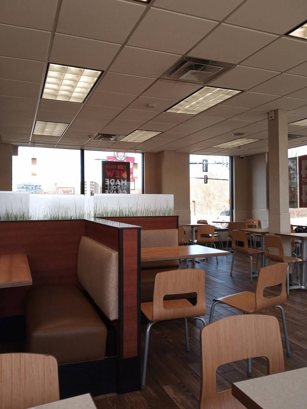 Wendys | restaurant | 39 S Main St, Bradford, MA 01835, USA | 9783726291 OR +1 978-372-6291