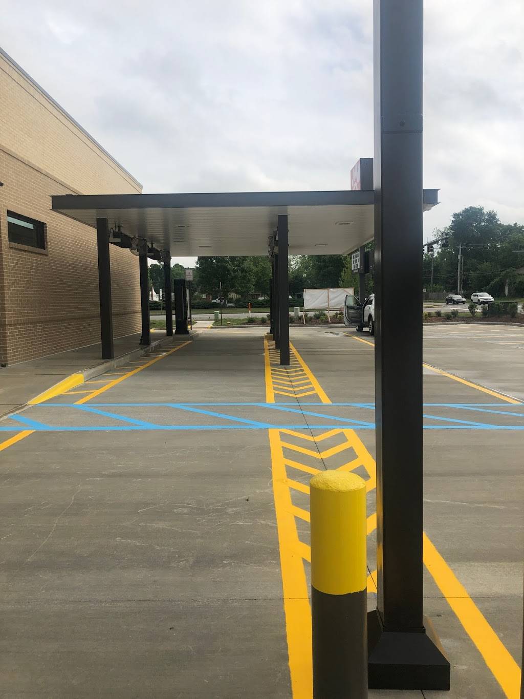 Chick-fil-A | restaurant | 402 Governors Dr SW, Huntsville, AL 35801, USA | 2565365150 OR +1 256-536-5150