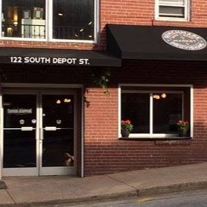 Benchmark Provisions Beer and Wine | meal takeaway | 122 Depot St, Boone, NC 28607, USA | 8283861329 OR +1 828-386-1329