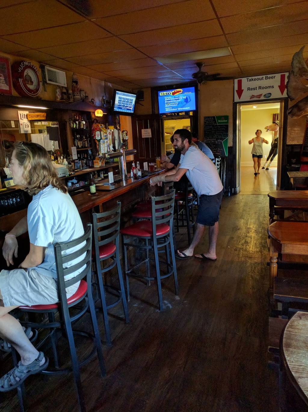 Gardenville Hotel | restaurant | 4726 Durham Rd, Pipersville, PA 18947, USA | 2157667733 OR +1 215-766-7733