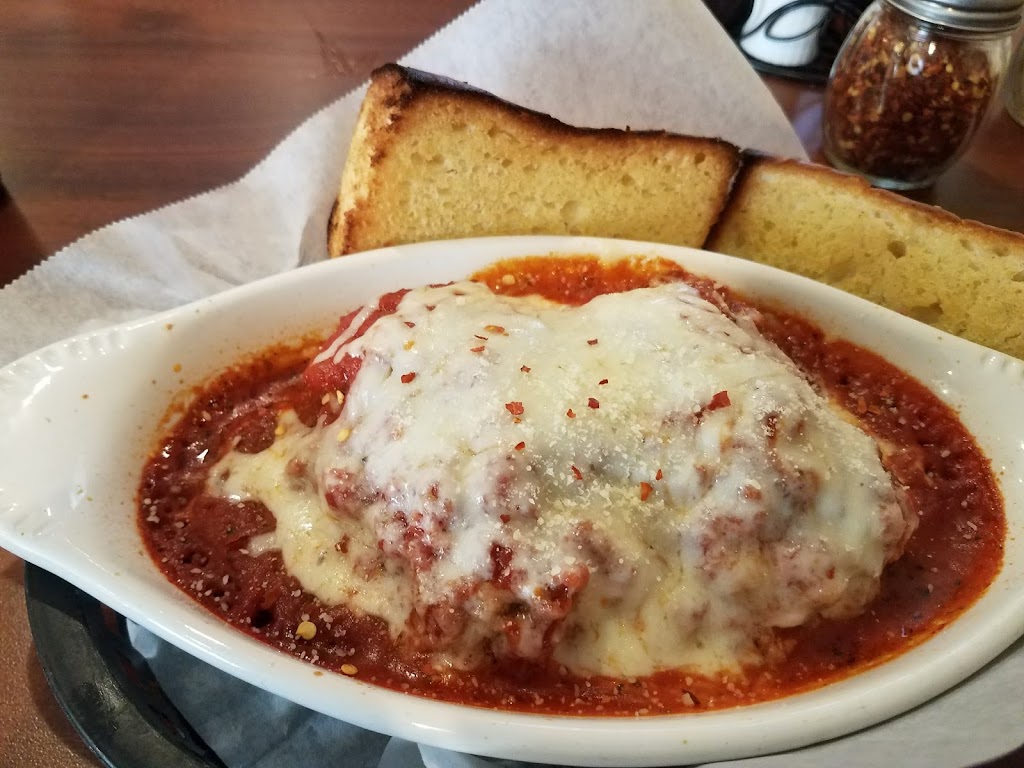 Mias Italian Restaurant | restaurant | 2695 S Oates St, Dothan, AL 36301, USA | 3347936868 OR +1 334-793-6868