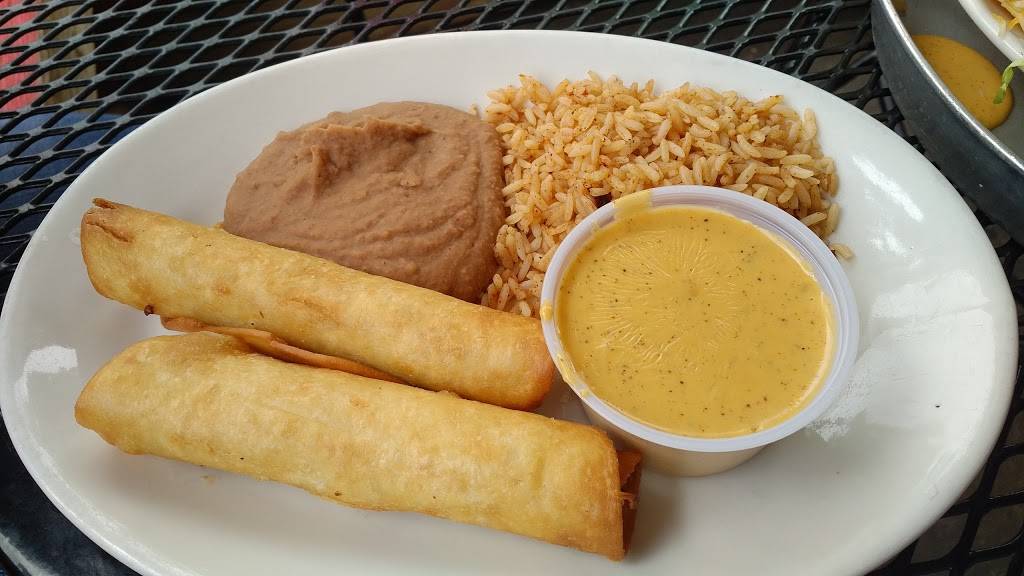 Zippys Burritos Tacos & More | restaurant | 3155 Perkins Rd, Baton Rouge, LA 70808, USA | 2253889000 OR +1 225-388-9000