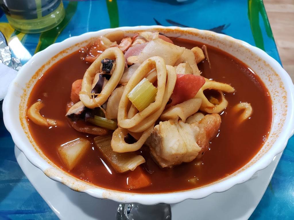 La Canoa | restaurant | 50 S Green Bay Rd, Waukegan, IL 60085, USA | 8472443636 OR +1 847-244-3636