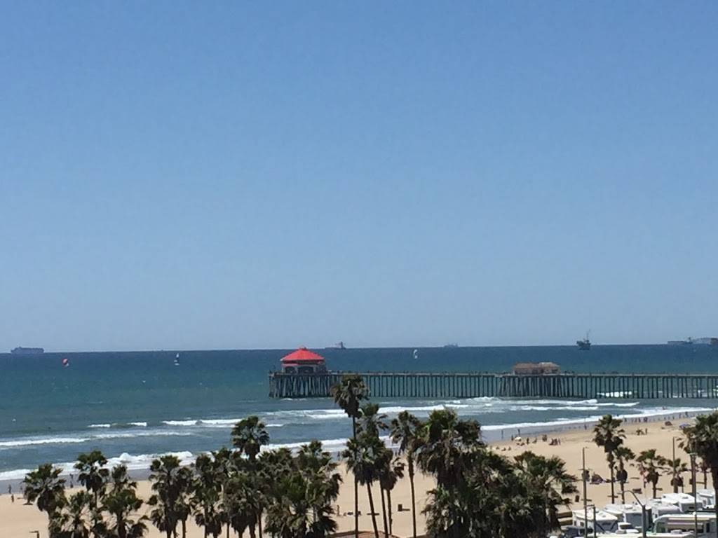 Shades Restaurant | restaurant | Hilton Waterfront Beach Resort, 21100 Pacific Coast Hwy, Huntington Beach, CA 92648, USA | 7148458000 OR +1 714-845-8000