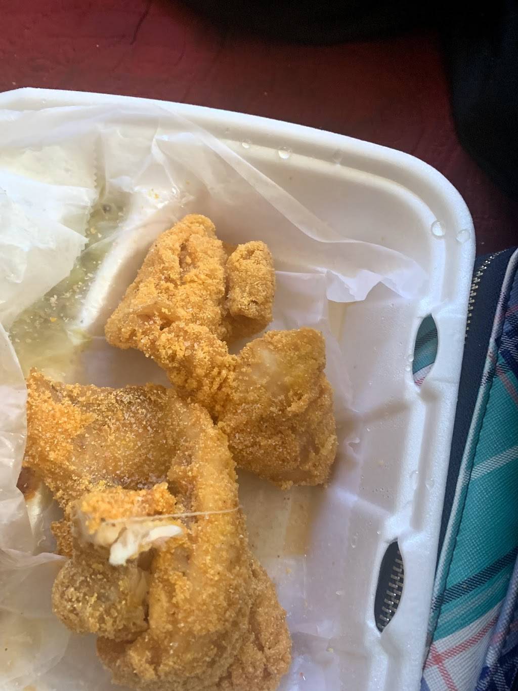 Vernies Soul Food Inc | meal takeaway | 1800 W Eleanor St, Philadelphia, PA 19141, USA | 2154573805 OR +1 215-457-3805