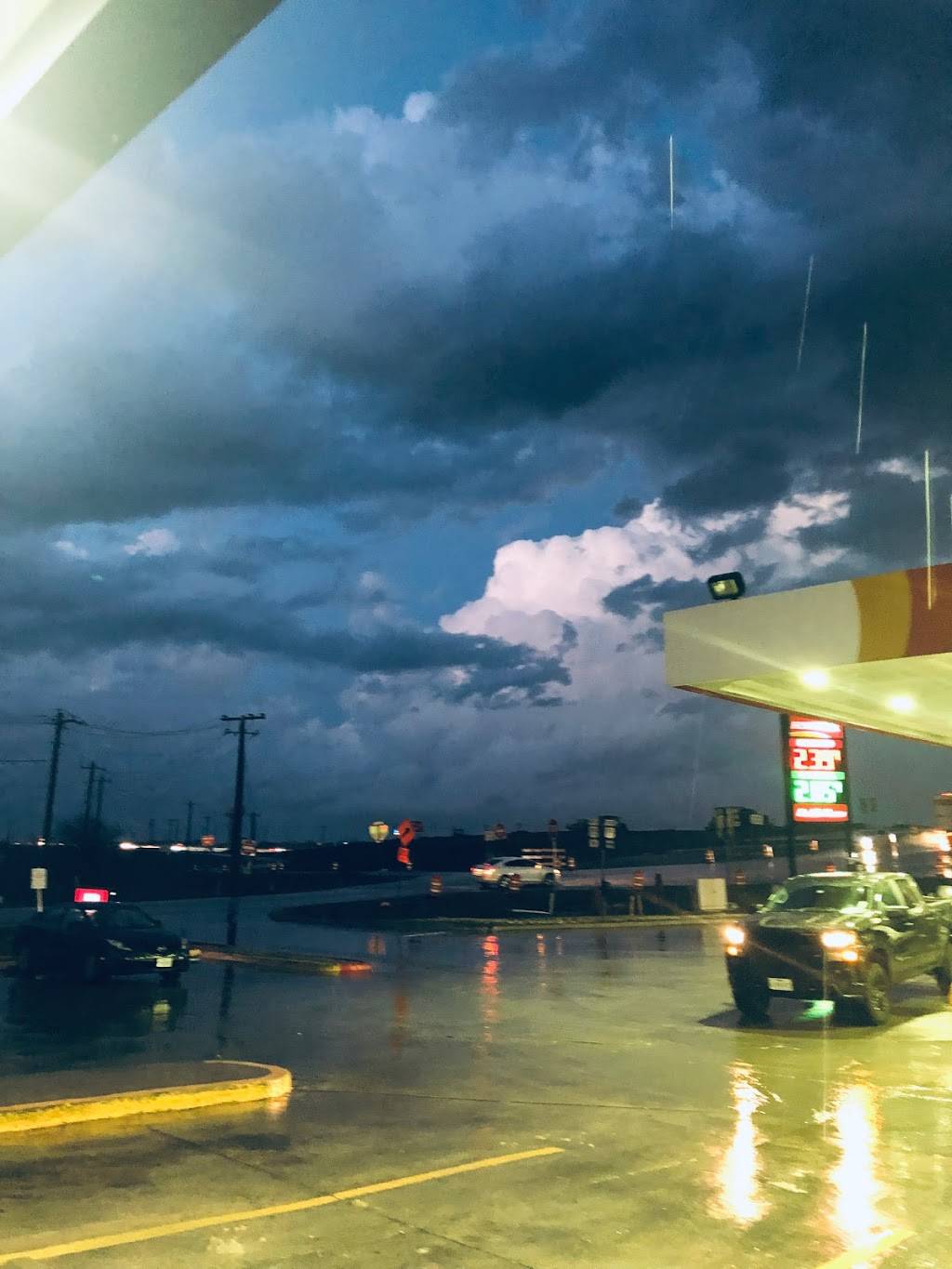 Flying J Travel Center | restaurant | 714 S Central Expy, Anna, TX 75409, USA | 9729242035 OR +1 972-924-2035