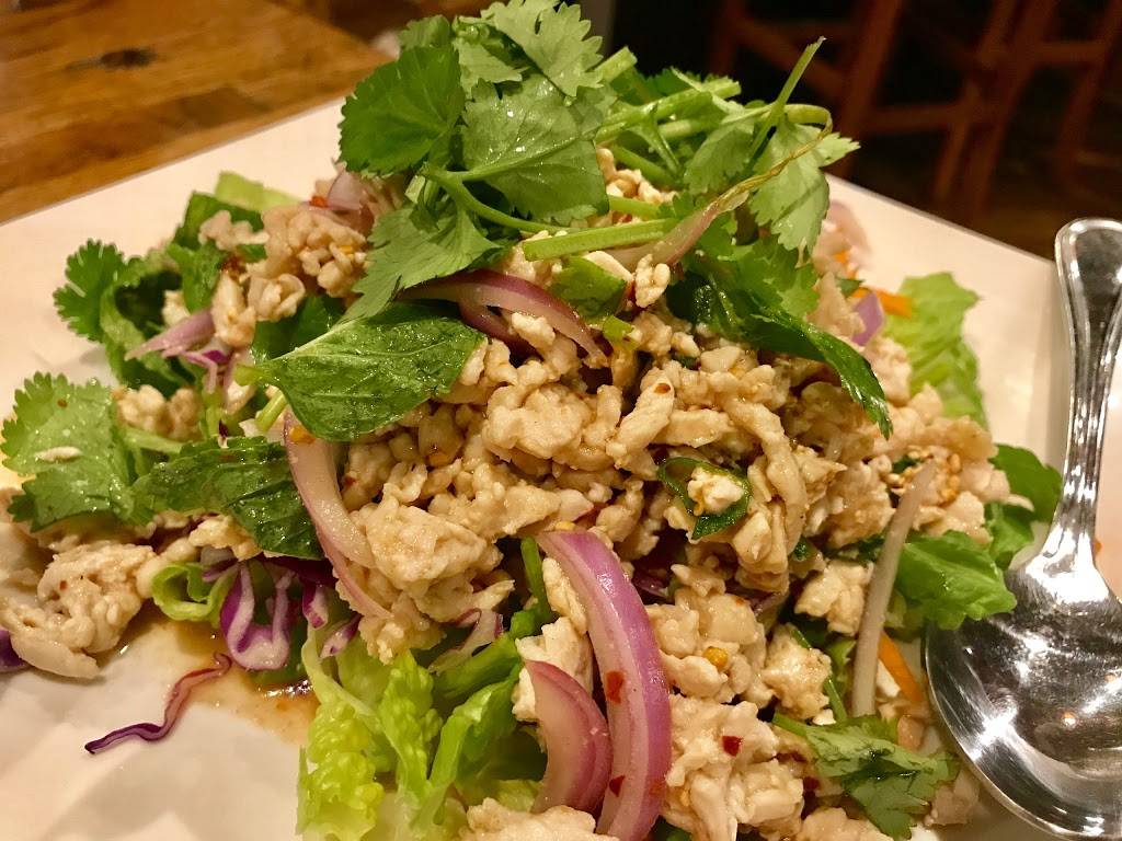 Thawan Thai Cuisine | restaurant | 215 34th Ave S W, Norman, OK 73072, USA | 4053103347 OR +1 405-310-3347