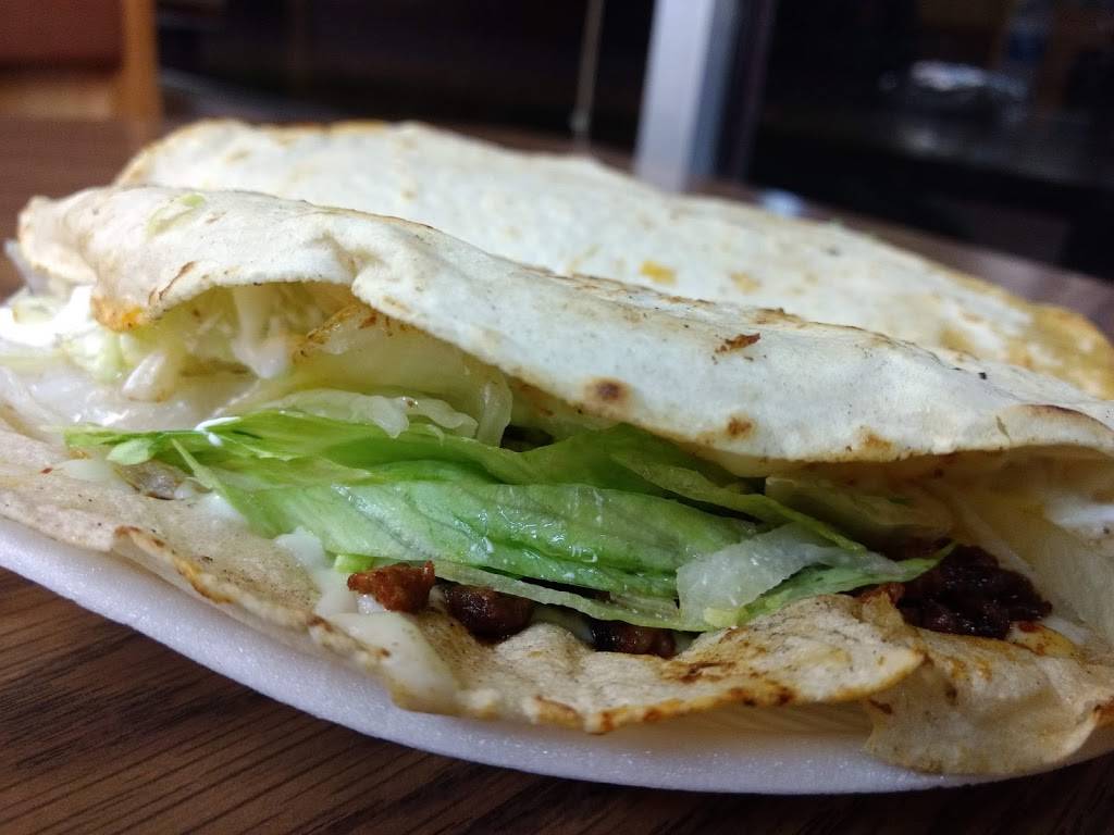 Los Molcajetes Taqueria | restaurant | 2355 Lackey St, Lumberton, NC 28360, USA | 9108872045 OR +1 910-887-2045