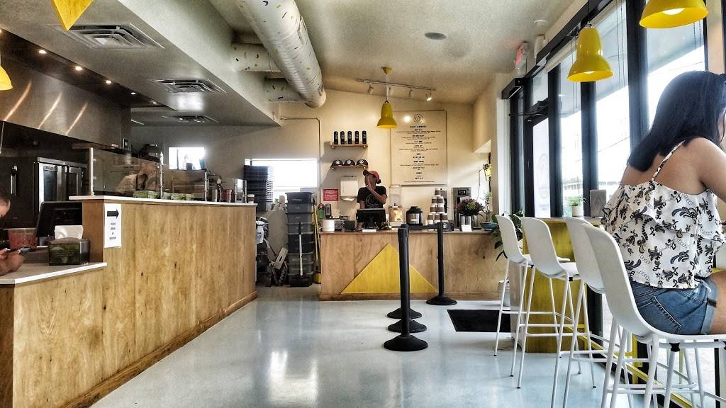 Bird Bird Biscuit | restaurant | 2701 Manor Rd, Austin, TX 78722, USA | 5127614922 OR +1 512-761-4922