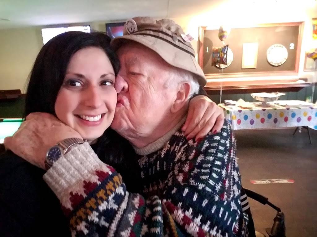 Caseys Irish Pub | restaurant | 2019 Bridgeport Ave, Milford, CT 06460, USA | 2038741411 OR +1 203-874-1411