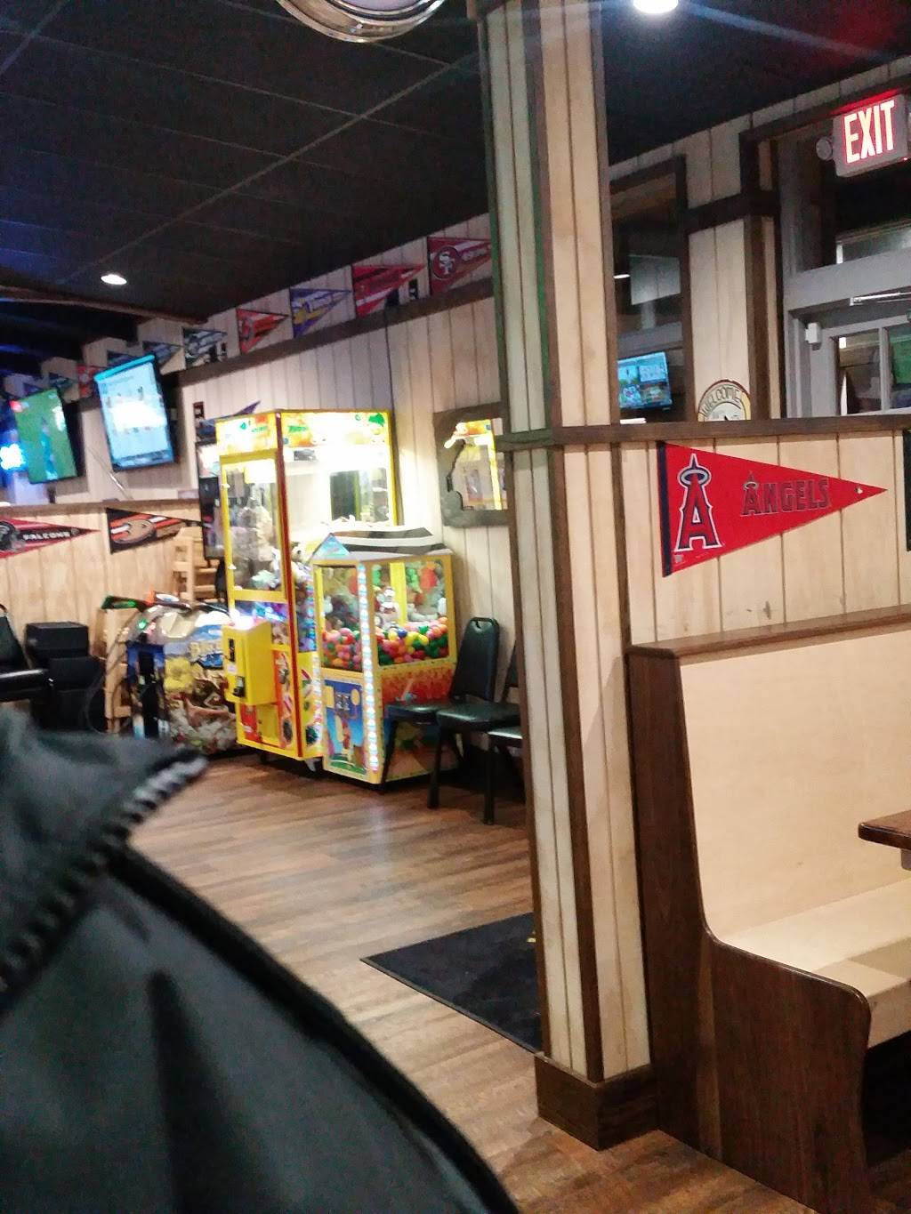 Wings Etc. | restaurant | 888 W Main St, Peru, IN 46970, USA | 7653272269 OR +1 765-327-2269