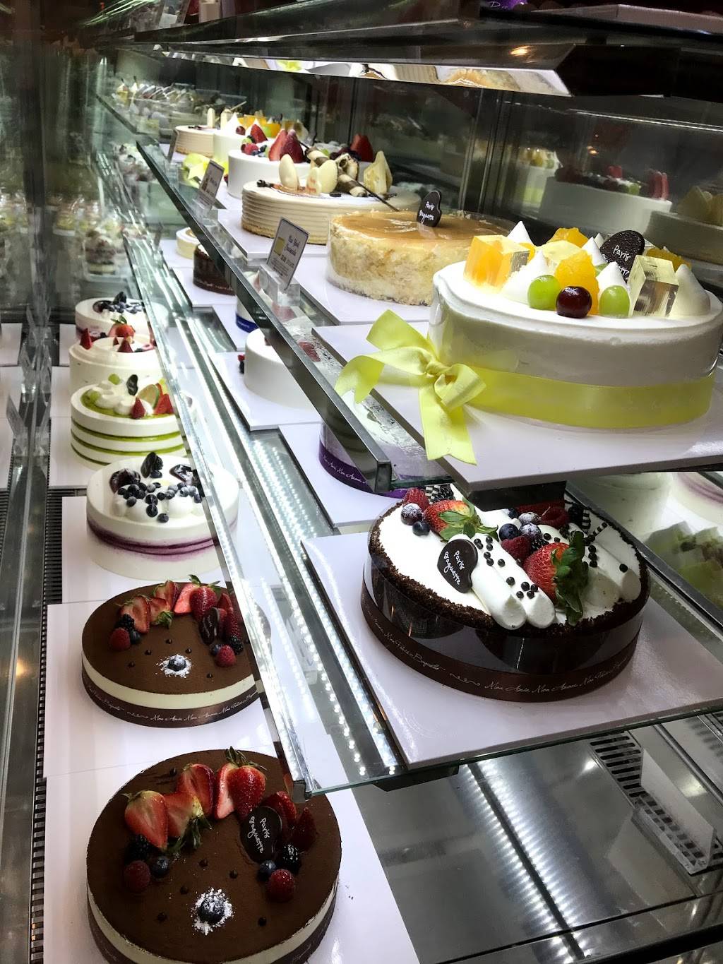 Paris Baguette | bakery | 685 Saratoga Ave #10, San Jose, CA 95129, USA | 4083660404 OR +1 408-366-0404