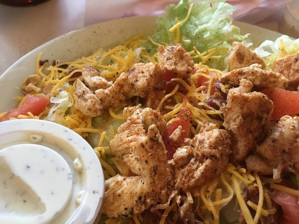 GRITZ Family Restaurant | restaurant | 14 Macon St, McDonough, GA 30253, USA | 7709140448 OR +1 770-914-0448