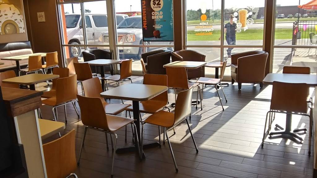 Dunkin | bakery | 1825 N Superior Ave, Tomah, WI 54660, USA | 6083745678 OR +1 608-374-5678