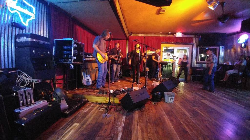 Marshalls Tavern - Pflugerville | restaurant | 113 E Pecan St, Pflugerville, TX 78660, USA | 5122516003 OR +1 512-251-6003