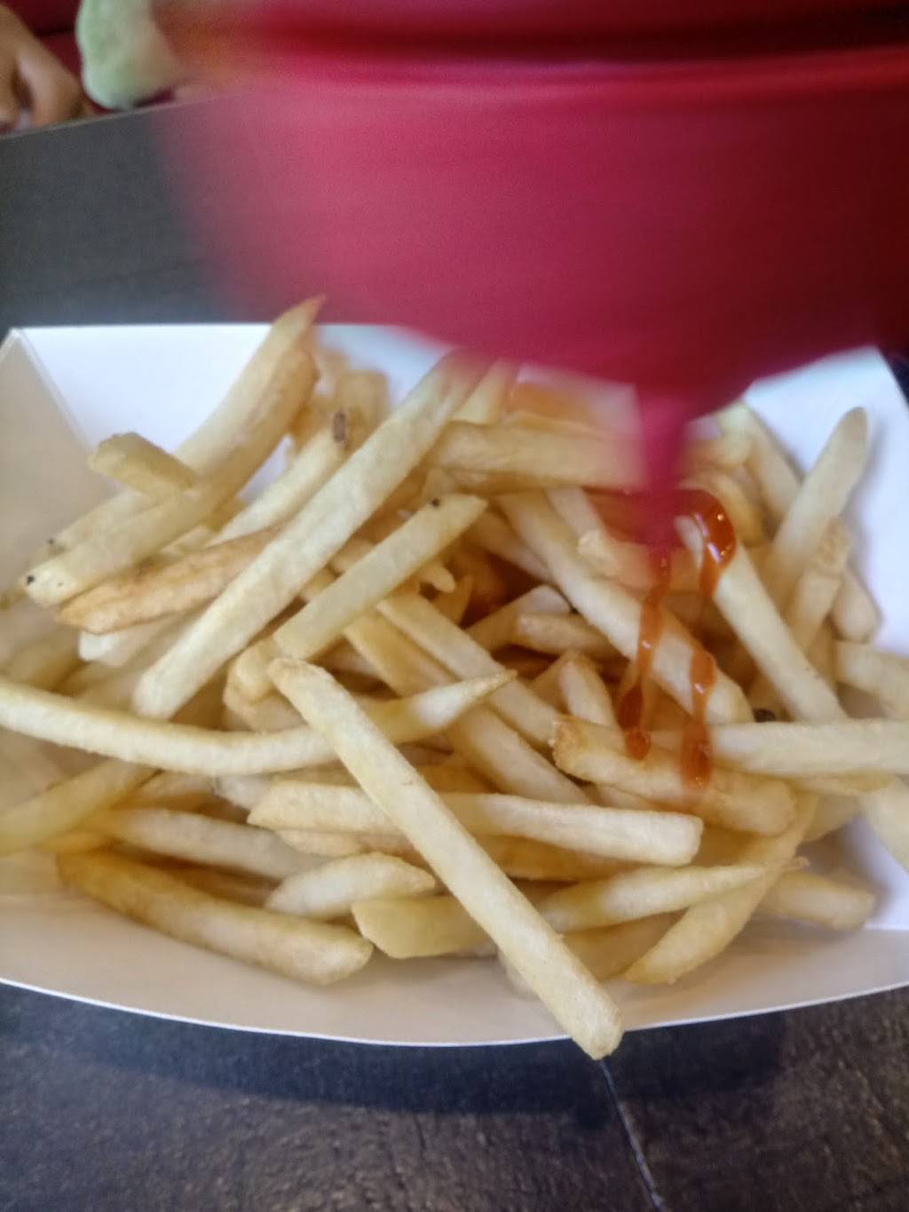 Dagan Grill | restaurant | 6185 Strickland Ave, Brooklyn, NY 11234, USA | 7184444100 OR +1 718-444-4100