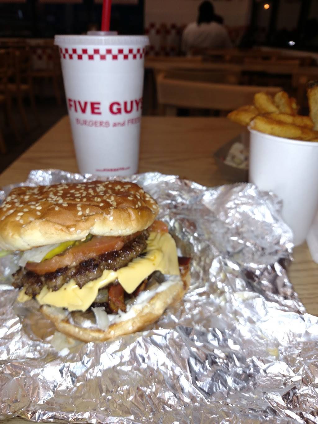 Five Guys | meal takeaway | 2212 E Franklin Blvd, Gastonia, NC 28052, USA | 9803208033 OR +1 980-320-8033