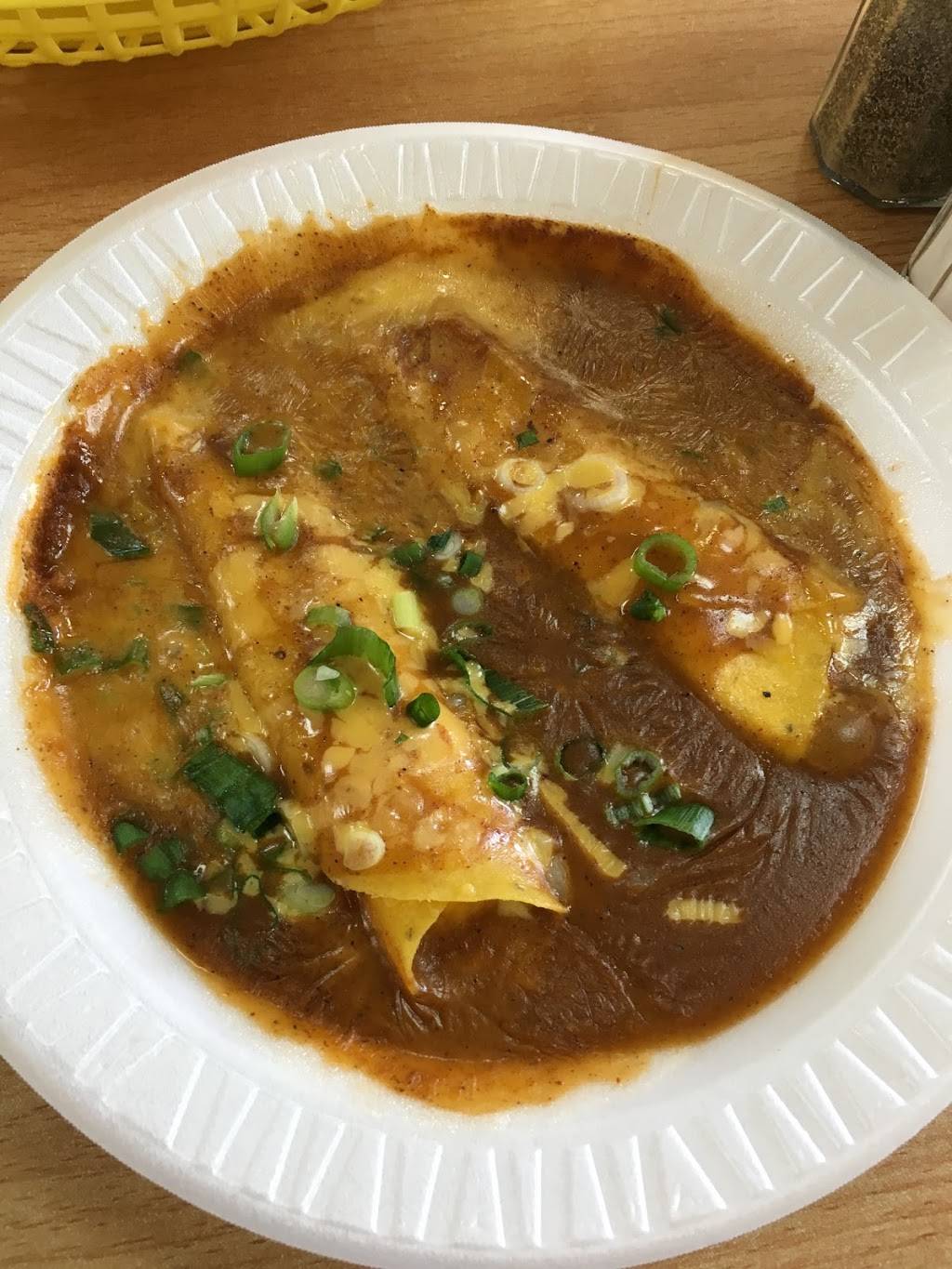 Tippys Taco House | restaurant | 14119 St Germain Dr, Centreville, VA 20121, USA | 7038301333 OR +1 703-830-1333