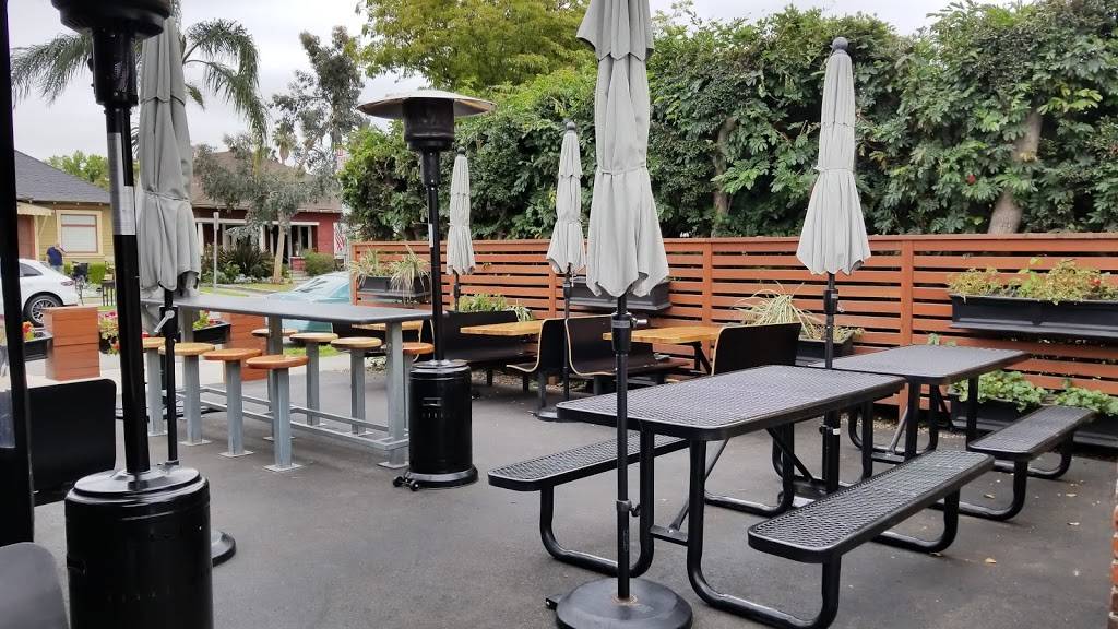 Bruxie Original Fried Chicken & Waffle Sandwich | restaurant | 292 N Glassell St, Orange, CA 92866, USA | 7146333900 OR +1 714-633-3900