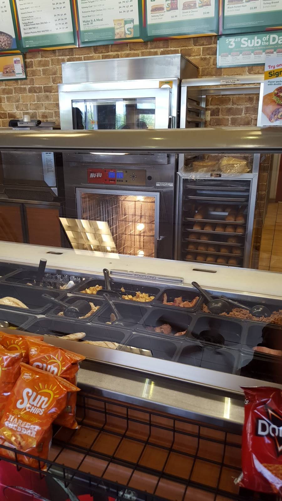 Subway Restaurants | restaurant | 415 Pecan Valley Dr, San Antonio, TX 78220, USA | 2102777496 OR +1 210-277-7496