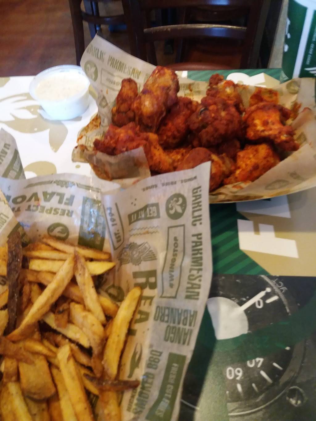 Wingstop | restaurant | 606 S Walnut Ave Ste 130, New Braunfels, TX 78130, USA | 8306089464 OR +1 830-608-9464