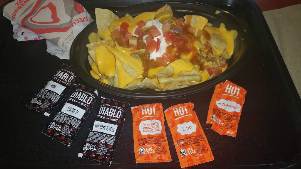 Wienerschnitzel | restaurant | 2870 Grant Line Rd, Tracy, CA 95304, USA | 2098307070 OR +1 209-830-7070