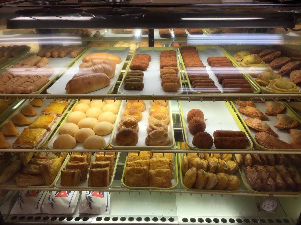 Danny Bakery | restaurant | 8901 SW 157th Ave #15, Miami, FL 33196, USA | 3053860017 OR +1 305-386-0017