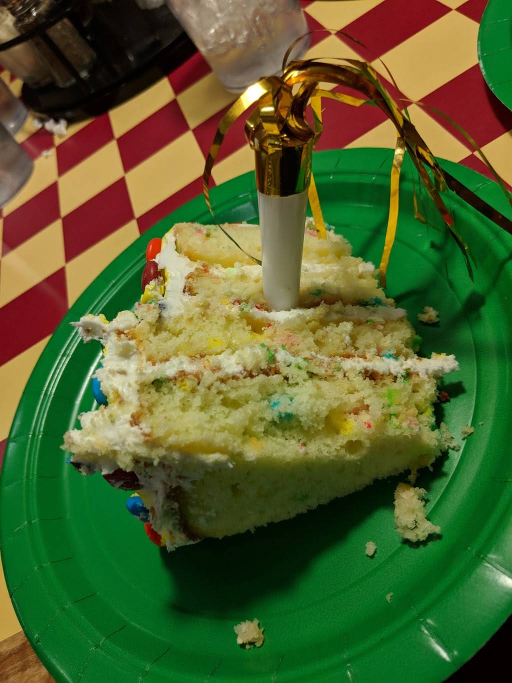 Pizza Hut | restaurant | 2167 Volunteer Pkwy, Bristol, TN 37620, USA | 4239689411 OR +1 423-968-9411