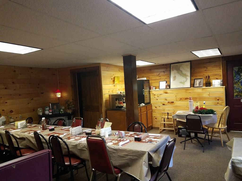 Mendettas Pizzeria Catering & More | bakery | 132 E Fulton St, Gloversville, NY 12078, USA | 5187730003 OR +1 518-773-0003