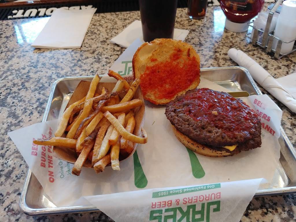 Jakes Burgers and Beer | restaurant | 3540 E Broad St #132, Mansfield, TX 76063, USA | 8174397171 OR +1 817-439-7171