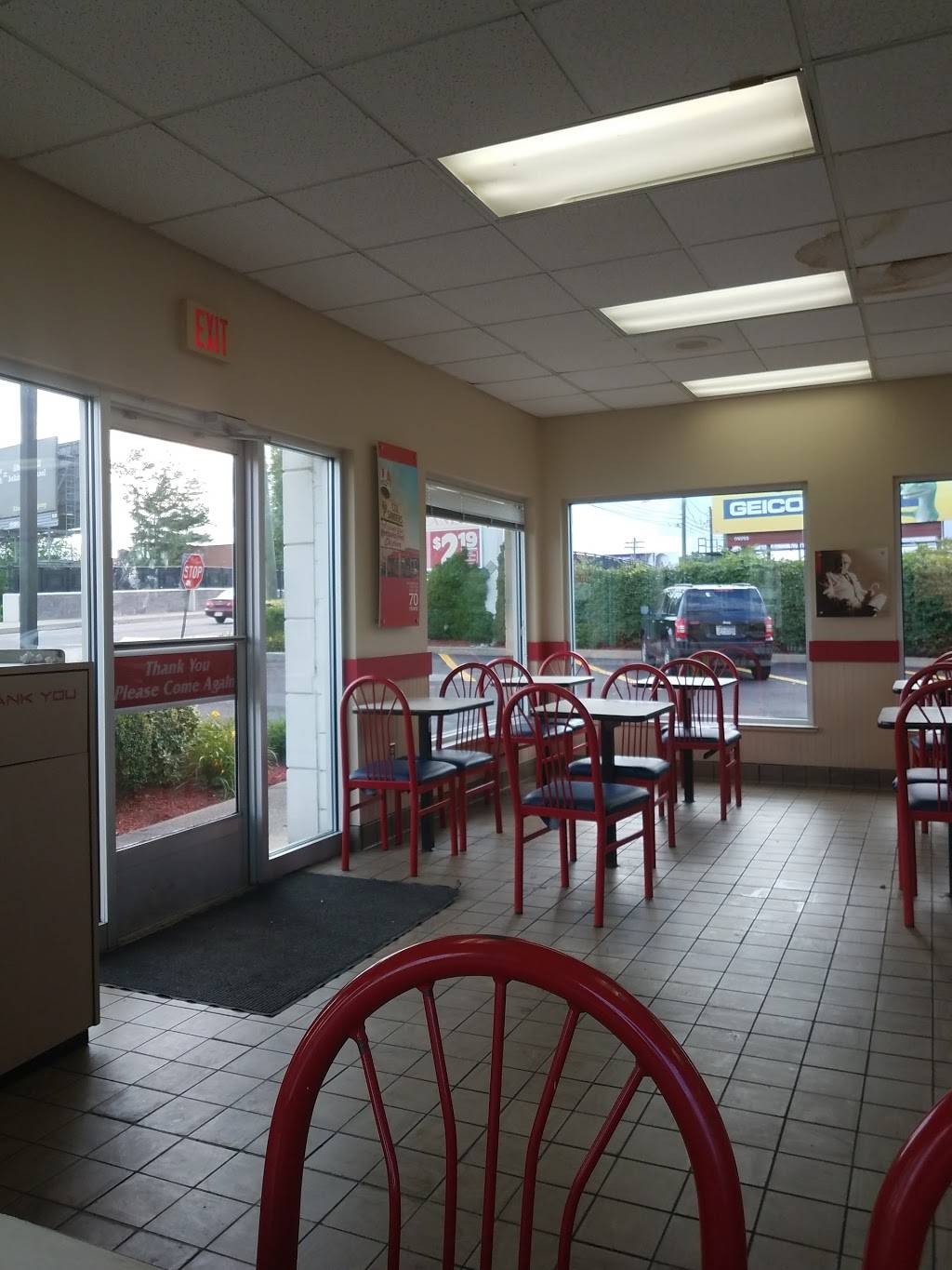 KFC | restaurant | 7350 Oxford Ave, Philadelphia, PA 19111, USA | 2157227361 OR +1 215-722-7361