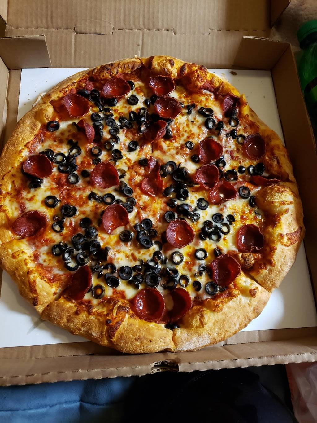 Jimmy’s Pizza | restaurant | 27609 Plymouth Rd, Livonia, MI 48150, USA | 7348888881 OR +1 734-888-8881