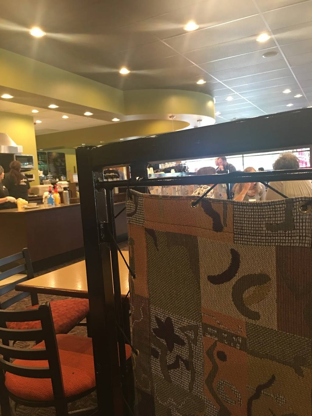 Signatures Coffee & Espresso | restaurant | 6375 Balsam Dr # 100, Hudsonville, MI 49426, USA | 6166624227 OR +1 616-662-4227