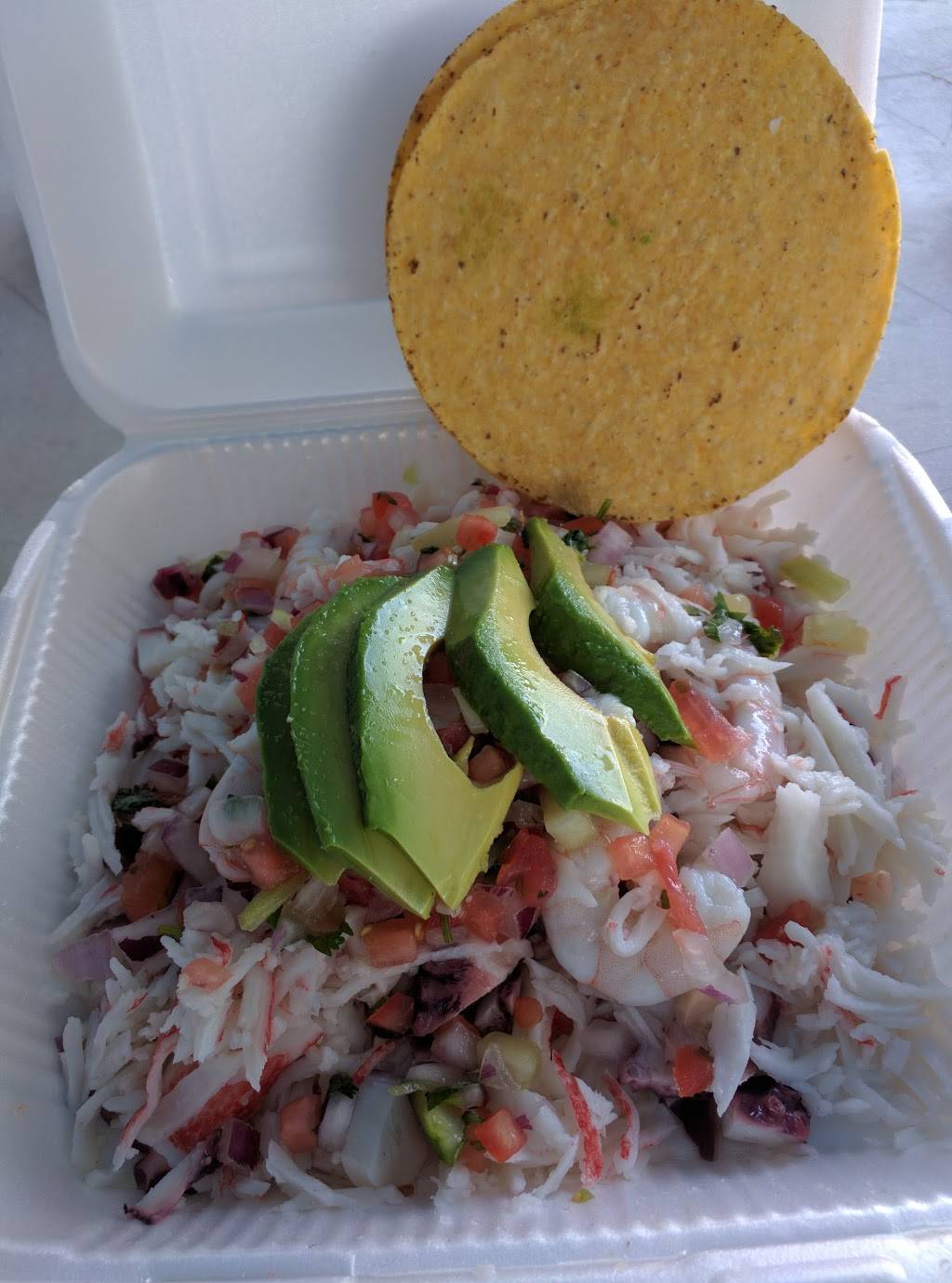 El Peri Mariscos | restaurant | 7701 S Central Ave, Los Angeles, CA 90001, USA | 3232520155 OR +1 323-252-0155