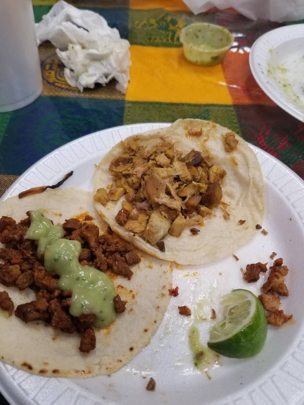 Tacos Del Guero | restaurant | 40 Hornlein Ct, Gilroy, CA 95020, USA | 4085604898 OR +1 408-560-4898