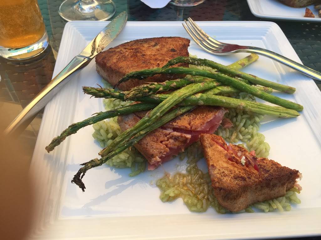 Brazos | restaurant | 211 Clay Ave, Waco, TX 76706, USA | 2547547000 OR +1 254-754-7000