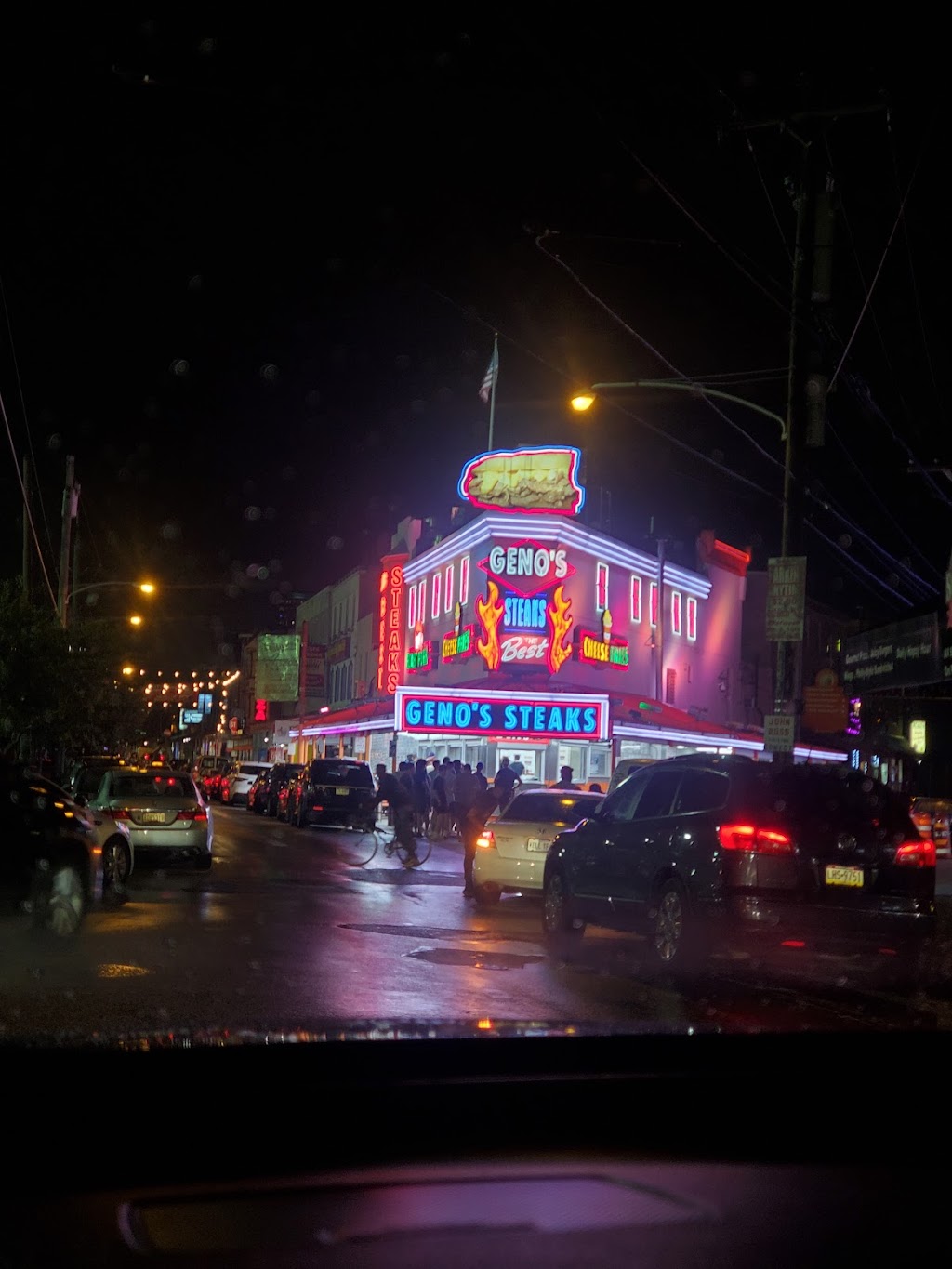 Pats King of Steaks | restaurant | 1237 E Passyunk Ave, Philadelphia, PA 19147, USA | 2154681546 OR +1 215-468-1546