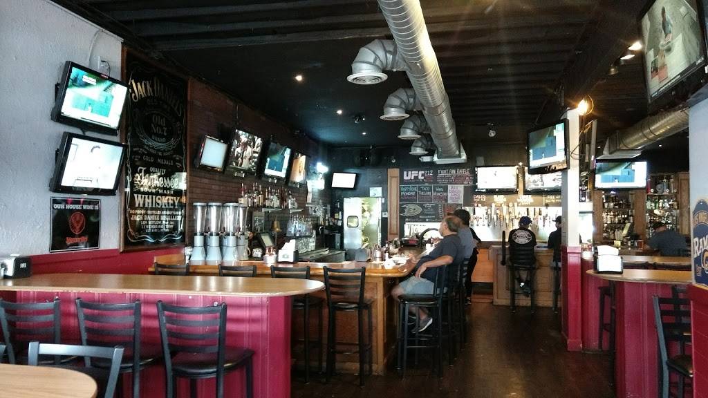 Draft Picks Sports Grill | night club | 15856 Imperial Hwy, La Mirada, CA 90638, USA | 5629479990 OR +1 562-947-9990