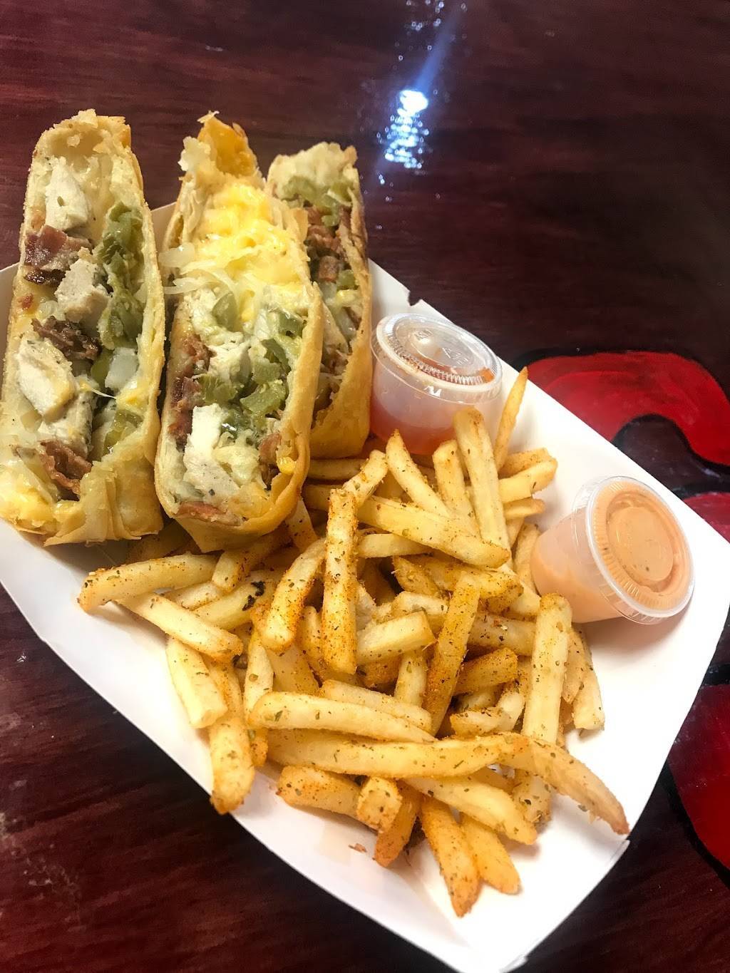 Rolls and Grill | meal takeaway | 1139 Banks Rd, Margate, FL 33063, USA | 9543663682 OR +1 954-366-3682