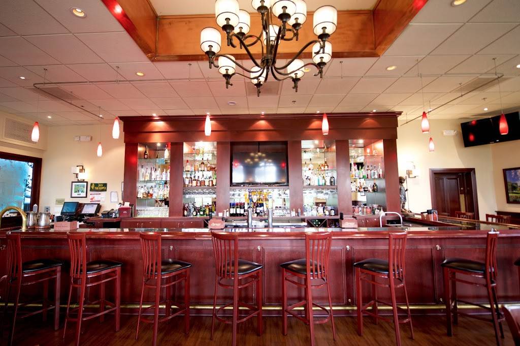 19th Hole Bar and Grill | restaurant | 5001 NW 104th Ave, Doral, FL 33178, USA | 3055918800 OR +1 305-591-8800