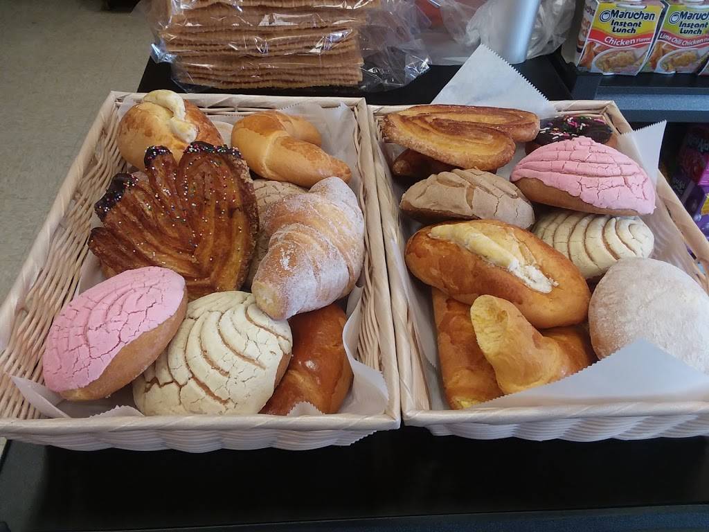 Panaderia Y Restaurant Yareli | restaurant | 4226 Garrett Rd suite D, Durham, NC 27707, USA | 9194895506 OR +1 919-489-5506