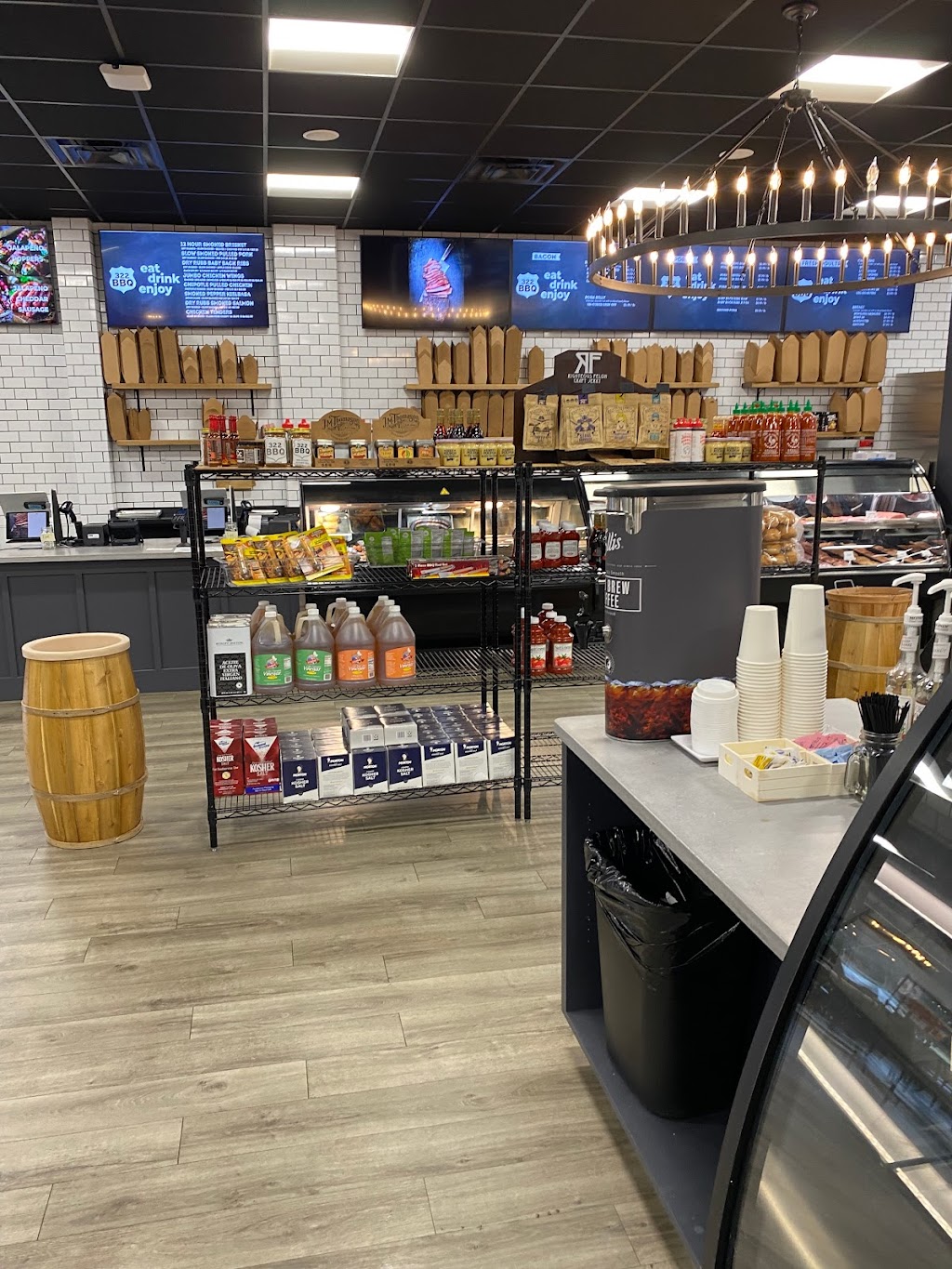 Hill Donut Co & Pancake House - Wilmington, Delaware | bakery | 1845 Marsh Rd, Wilmington, DE 19810, USA | 3023083182 OR +1 302-308-3182