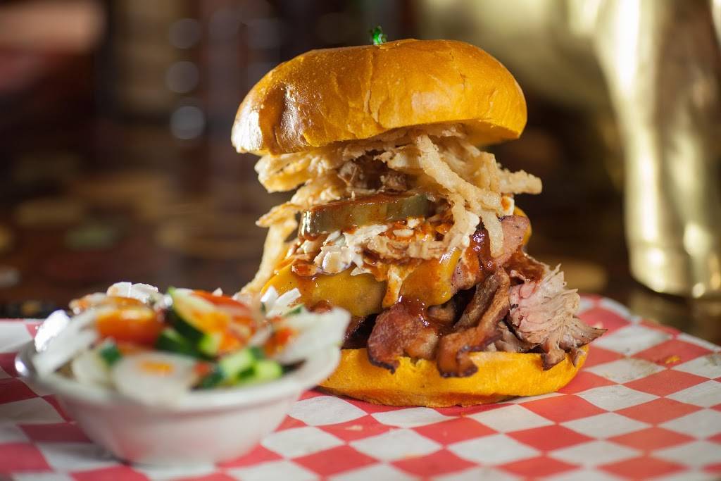 Front Range Barbeque | restaurant | 2330 W Colorado Ave, Colorado Springs, CO 80904, USA | 7196322596 OR +1 719-632-2596