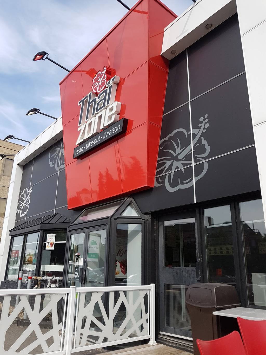 Thaïzone | restaurant | 6060 Rue Sherbrooke E, Montréal, QC H1N 1C1, Canada | 5145081814 OR +1 514-508-1814