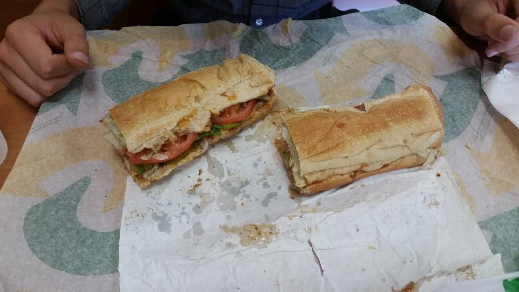 Subway | restaurant | 2985 Villa Rica Hwy, Dallas, GA 30157, USA | 2032476965 OR +1 203-247-6965