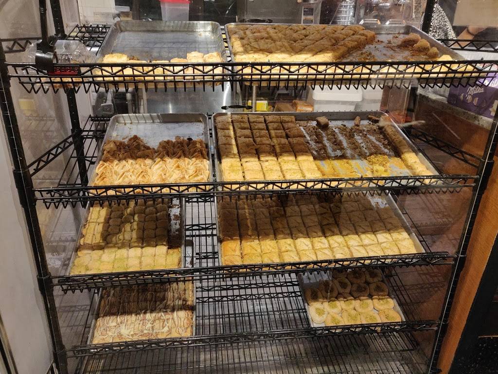 Manakeesh Cafe Bakery & Grill | bakery | 4420 Walnut St, Philadelphia, PA 19104, USA | 2159212135 OR +1 215-921-2135