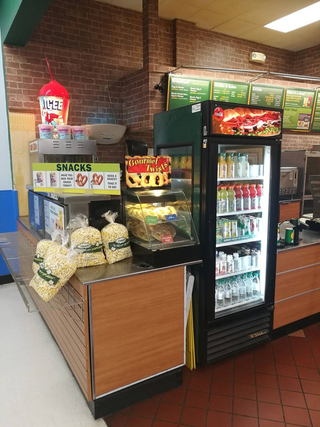 Subway | restaurant | 66-4 Parkhurst Rd, Chelmsford, MA 01824, USA | 9786545270 OR +1 978-654-5270