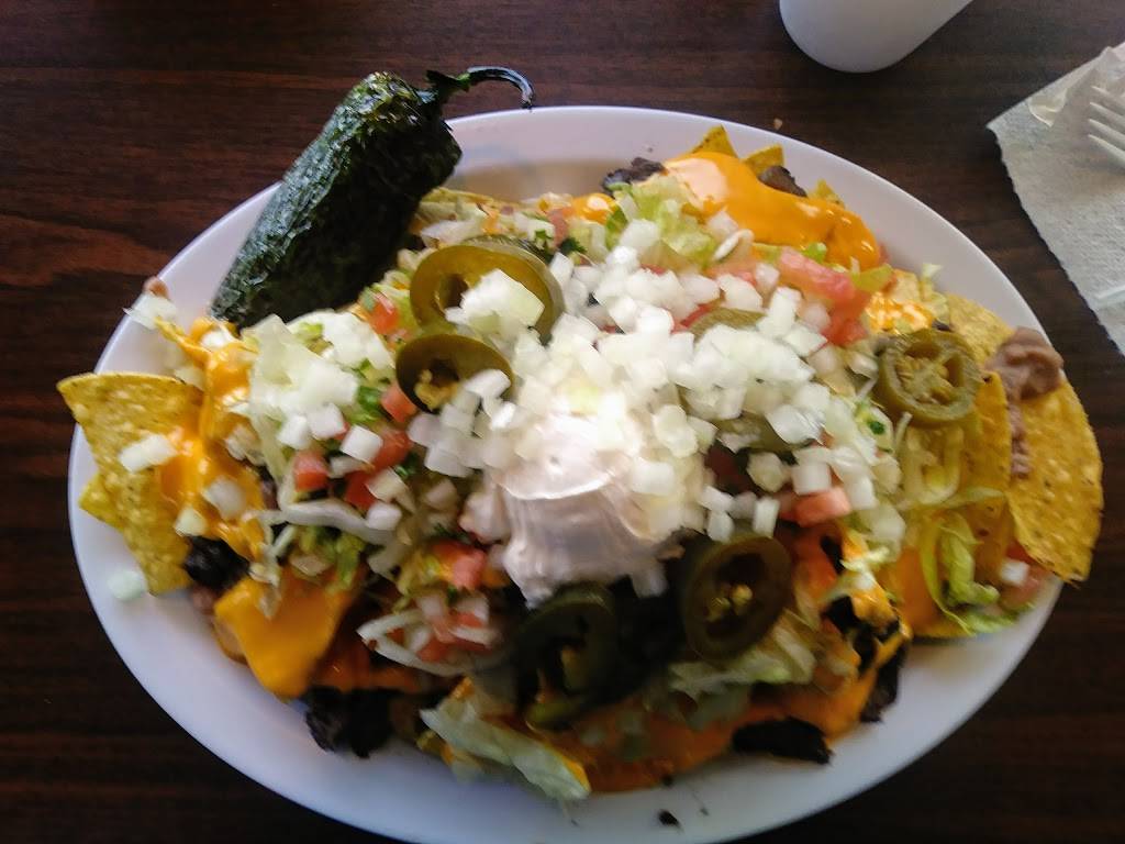 The Fat Burrito | restaurant | 3006 W Shore Dr #80, Holland, MI 49424, USA | 6163999500 OR +1 616-399-9500