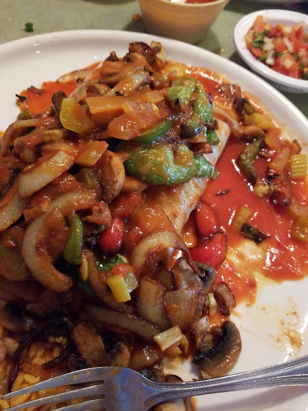 Si Casa Flores | restaurant | 330 Dakota St #9869, Sutherlin, OR 97479, USA | 5414593314 OR +1 541-459-3314